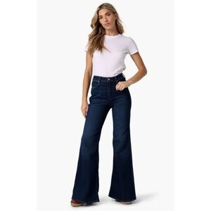 Wrangler Wanderer 622 High Rise Flare in Dark Blue NWT 29x32